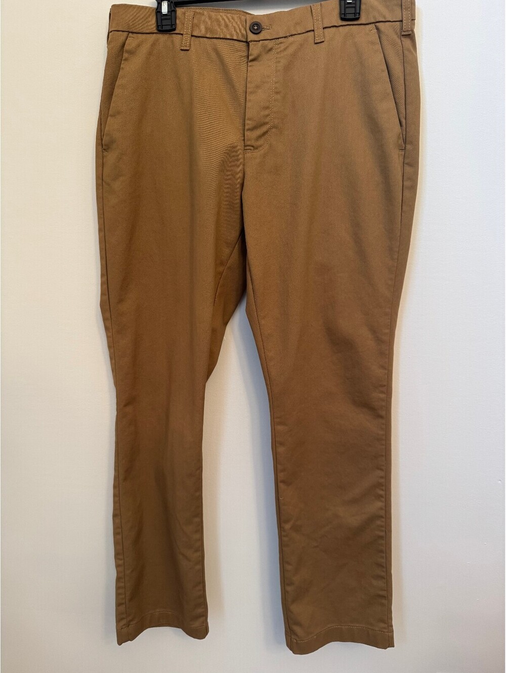 IZOD straight fit khaki pants 34x32